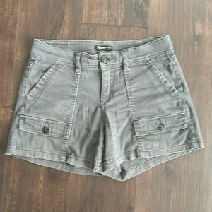 SUPPLIES SHORTS CARGO POCKETS GRAY